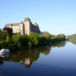 Sailing on the Sarthe